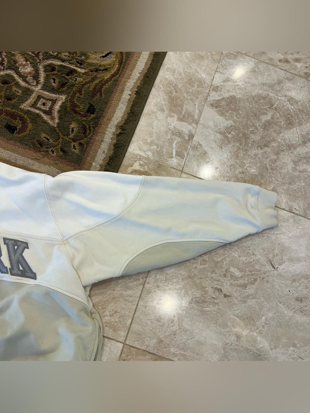 KITH x New York Knicks Hunter III Panelled Quarter Zip Sweater for Women - Picture 3 of 10